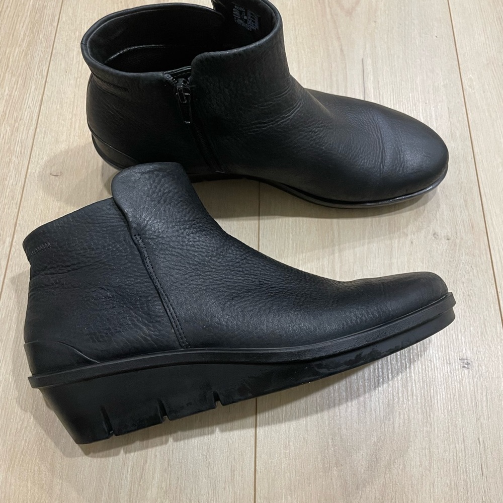 ecco skyler wedge bootie black